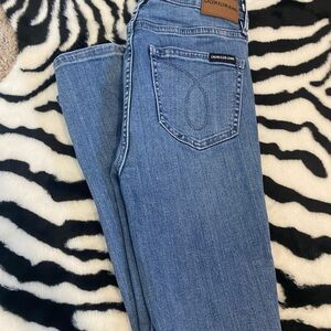 Calvin Klein Jeans Straight Leg in Classic Blue